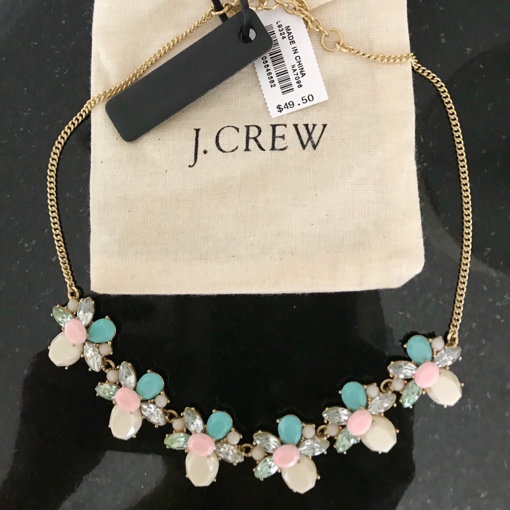 JCrew Brand NWT Faux Gemstone 💎 Cluster Necklace